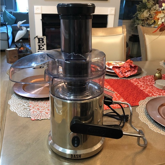 DASH Premium Juicer Press Two Speed Kitchen Tool Cooking Appliance - Picture 5 of 10